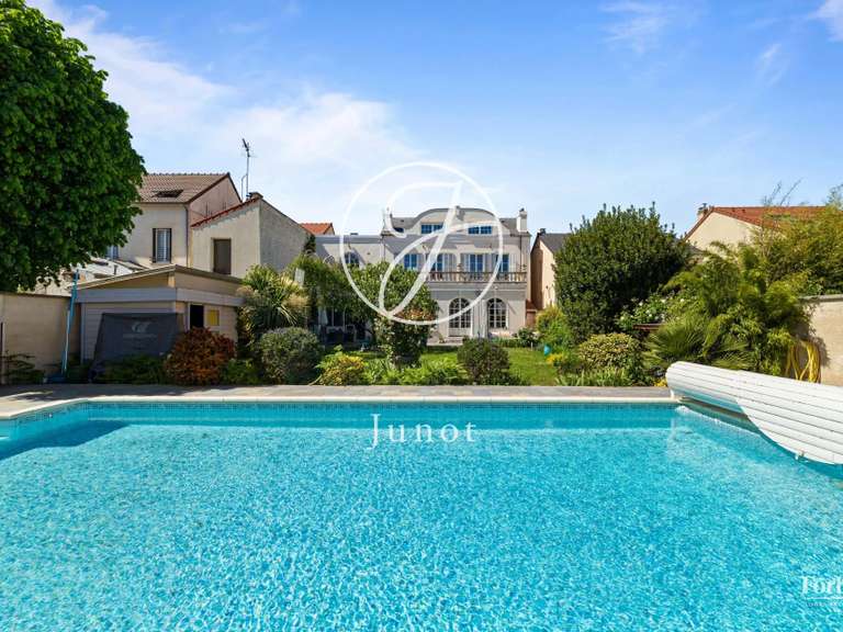 Maison Rueil-Malmaison - 5 chambres - 383m²