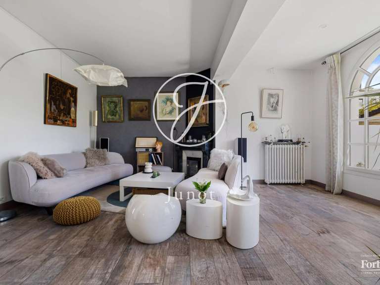 Maison Rueil-Malmaison - 5 chambres - 383m²