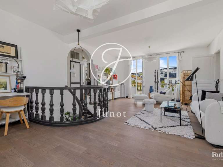 Maison Rueil-Malmaison - 5 chambres - 383m²