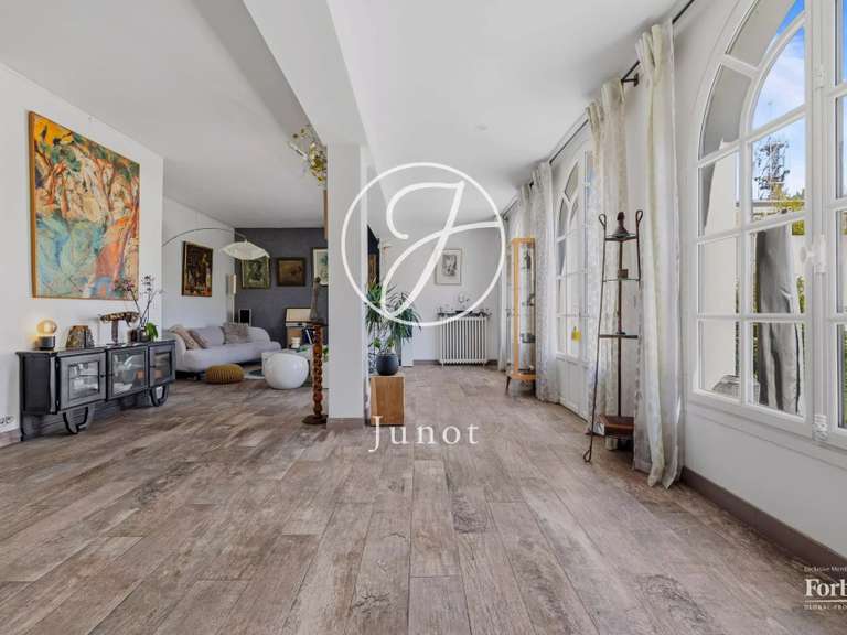 Maison Rueil-Malmaison - 5 chambres - 383m²