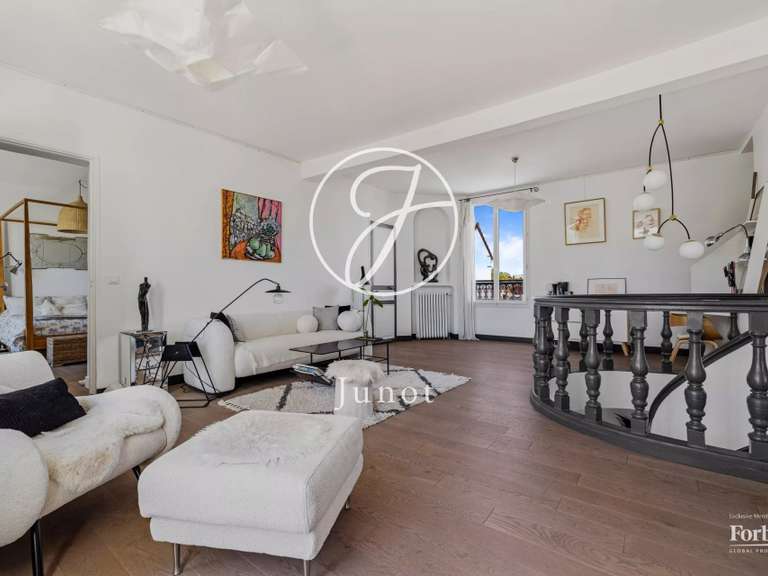 Maison Rueil-Malmaison - 5 chambres - 383m²