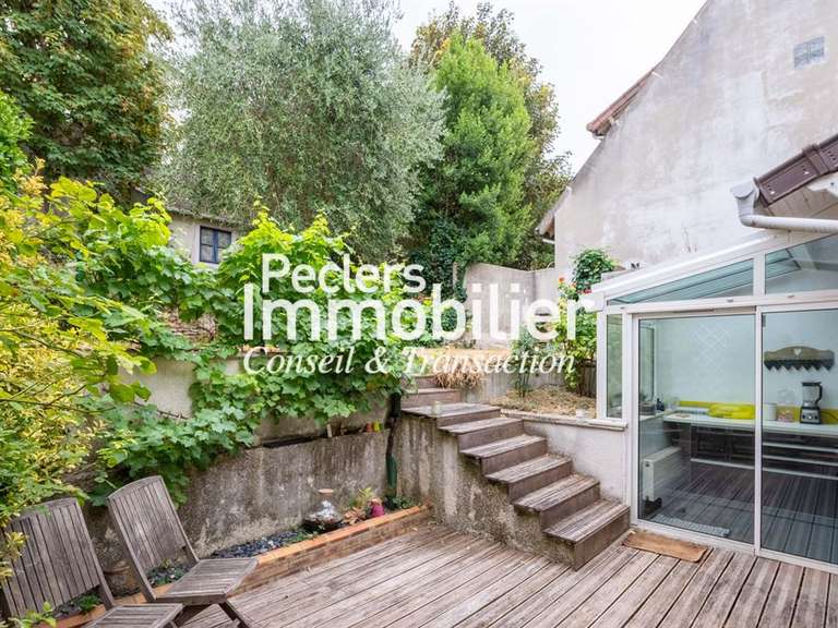 Maison Rueil-Malmaison - 4 chambres - 157m²