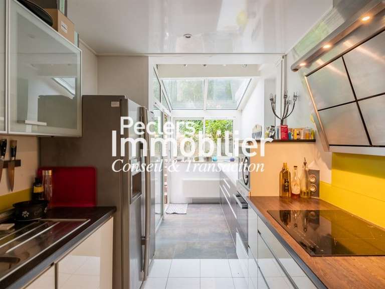 Maison Rueil-Malmaison - 4 chambres - 157m²