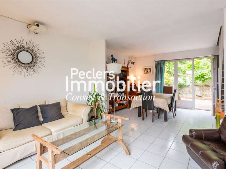 Maison Rueil-Malmaison - 4 chambres - 157m²