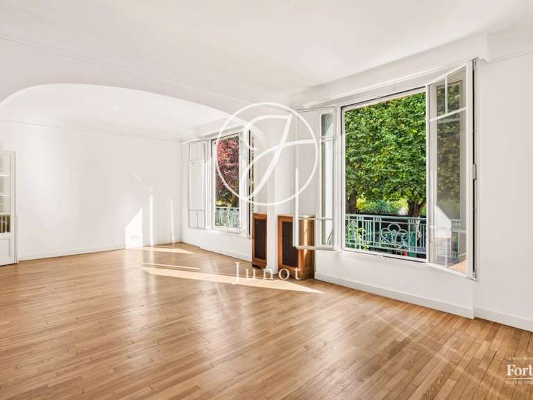 Maison Rueil-Malmaison - 4 chambres - 194m²