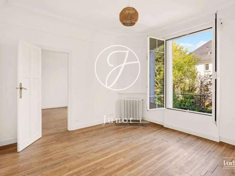 Maison Rueil-Malmaison - 4 chambres - 194m²