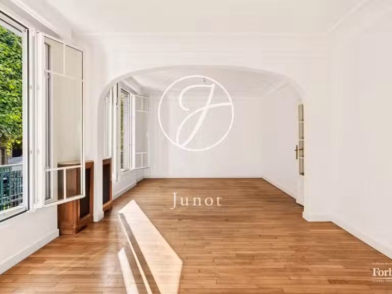 Maison Rueil-Malmaison - 4 chambres - 194m²