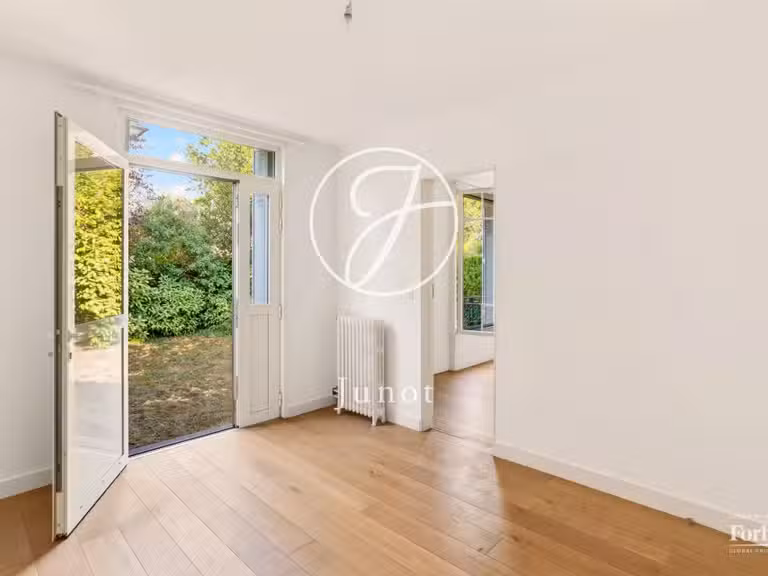 Maison Rueil-Malmaison - 4 chambres - 194m²