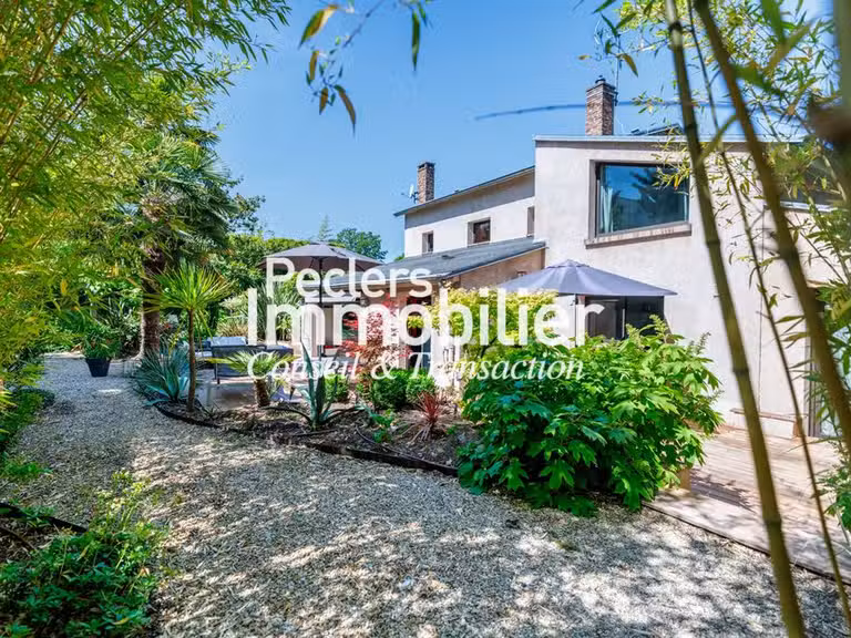 Maison Rueil-Malmaison - 5 chambres - 250m²