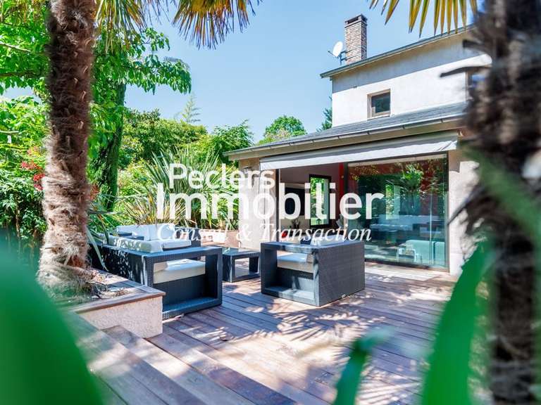 Maison Rueil-Malmaison - 5 chambres - 250m²
