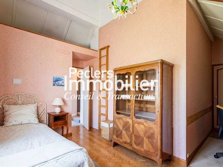 Maison Rueil-Malmaison - 3 chambres - 127m²