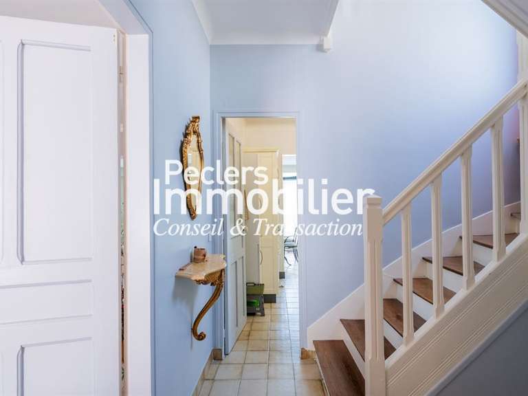 Maison Rueil-Malmaison - 3 chambres - 127m²