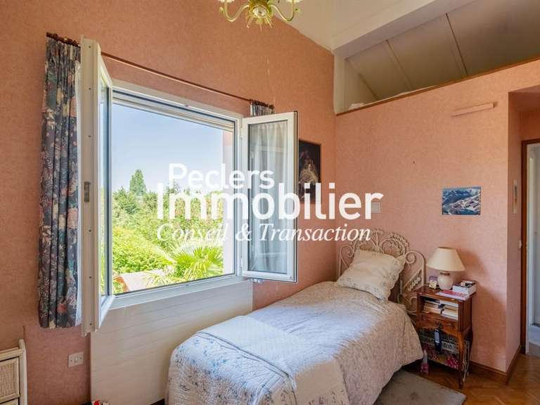 Maison Rueil-Malmaison - 3 chambres - 127m²