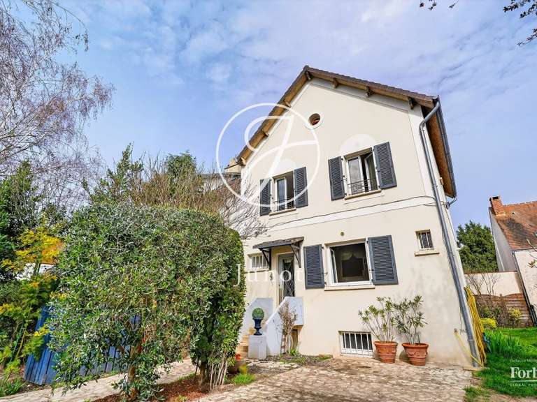 Maison Rueil-Malmaison - 5 chambres - 183m²