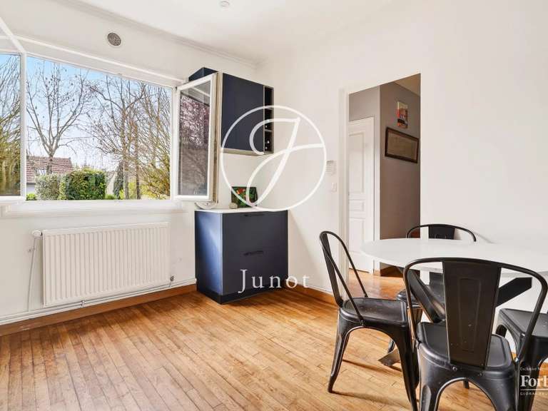 Maison Rueil-Malmaison - 5 chambres - 183m²