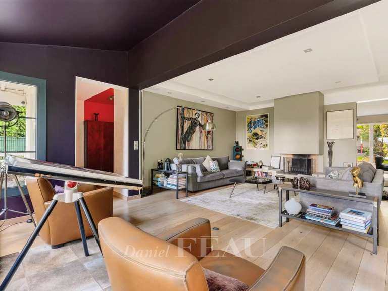 Maison Rueil-Malmaison - 5 chambres - 233m²