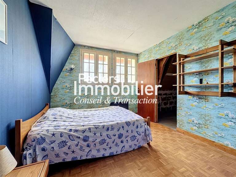 Maison Rueil-Malmaison - 6 chambres - 181m²