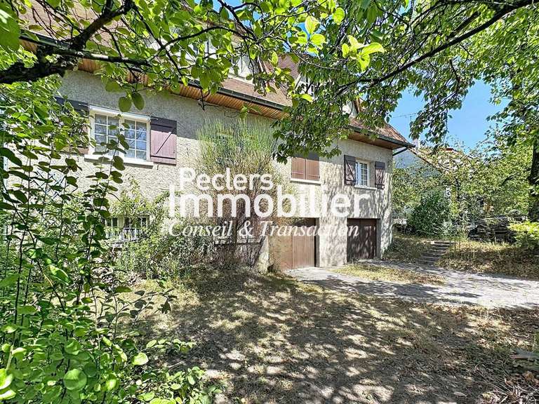 Maison Rueil-Malmaison - 6 chambres - 181m²