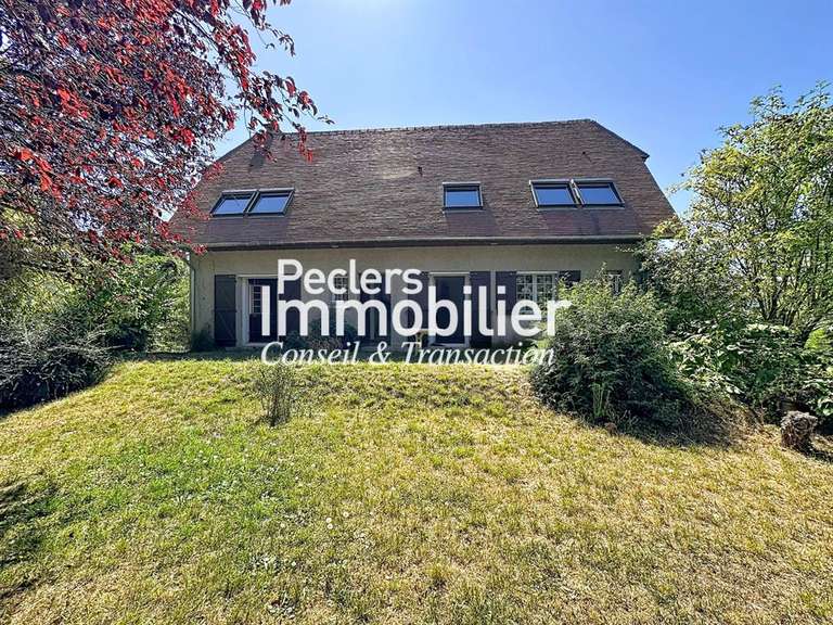 Maison Rueil-Malmaison - 6 chambres - 181m²