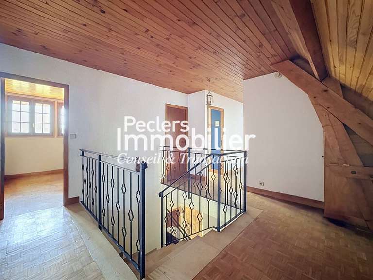 Maison Rueil-Malmaison - 6 chambres - 181m²