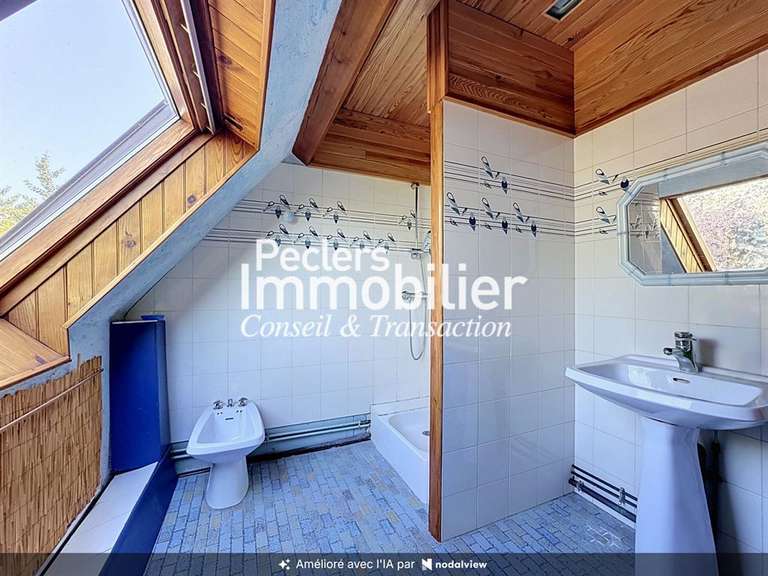 Maison Rueil-Malmaison - 6 chambres - 181m²