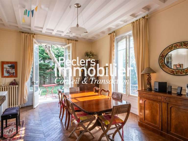 Maison Rueil-Malmaison - 5 chambres - 216m²