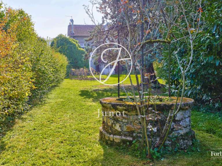 Maison Rueil-Malmaison - 5 chambres - 319m²