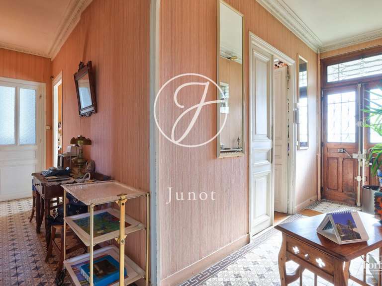 Maison Rueil-Malmaison - 5 chambres - 319m²