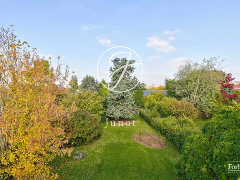 Maison Rueil-Malmaison - 5 chambres - 319m²