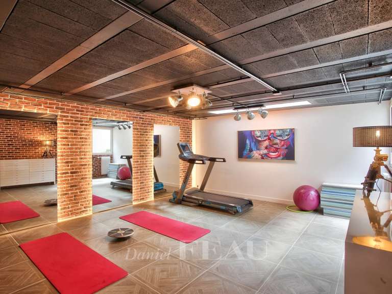 Maison Rueil-Malmaison - 5 chambres - 270m²