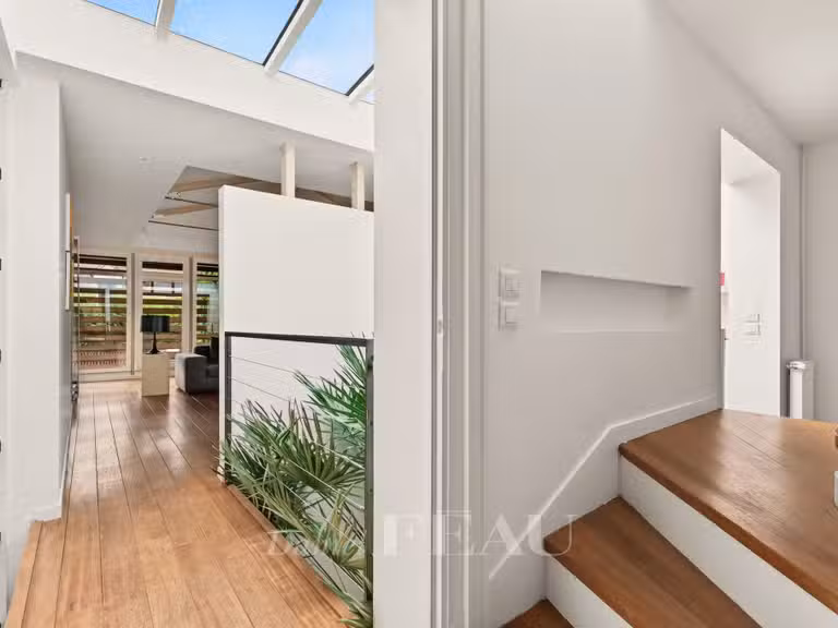 Maison Rueil-Malmaison - 5 chambres - 336m²