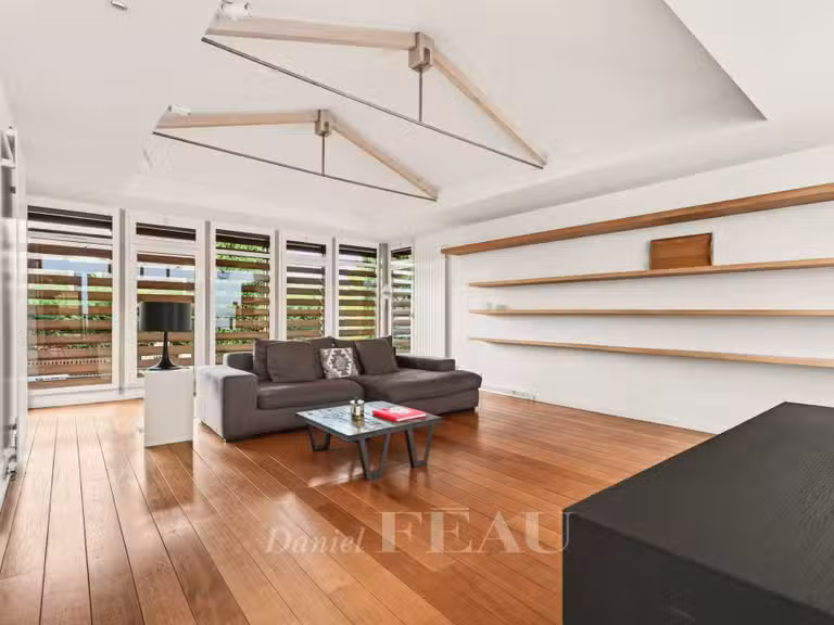 Maison Rueil-Malmaison - 5 chambres - 336m²