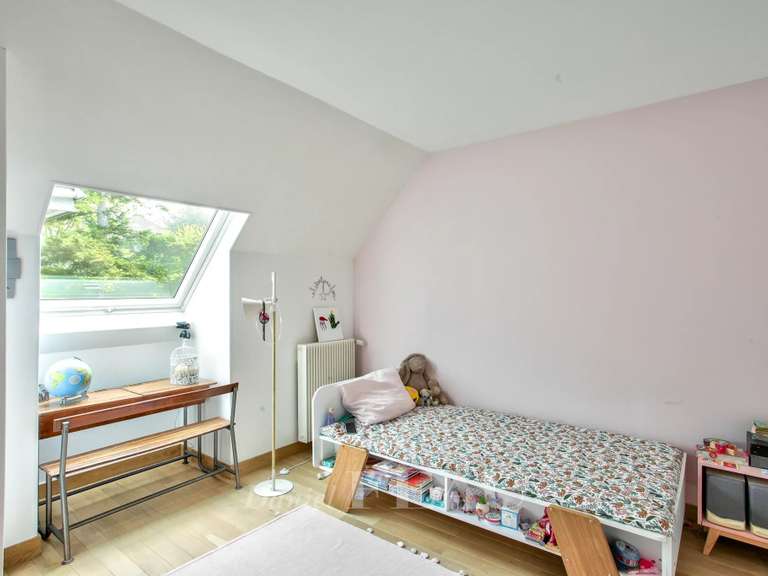 Maison Rueil-Malmaison - 5 chambres - 270m²
