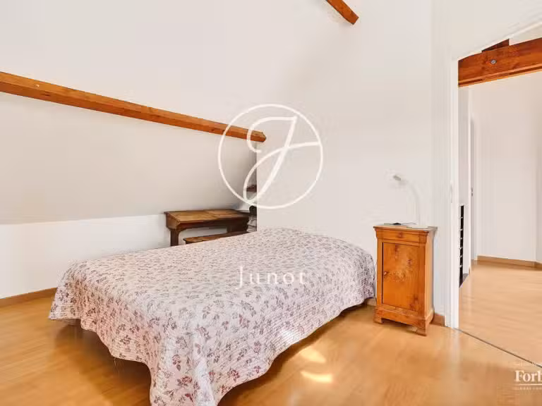 Maison Rueil-Malmaison - 5 chambres - 183m²