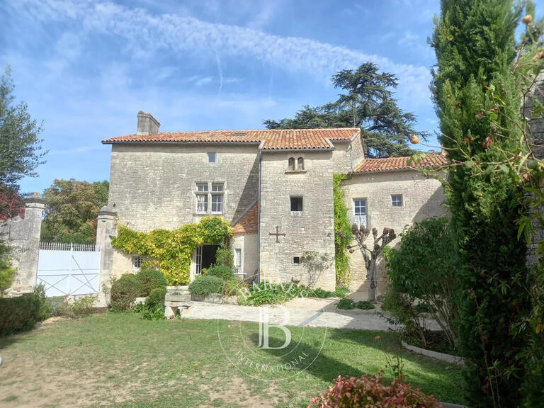 Vente Manoir Ruffec - 8 chambres