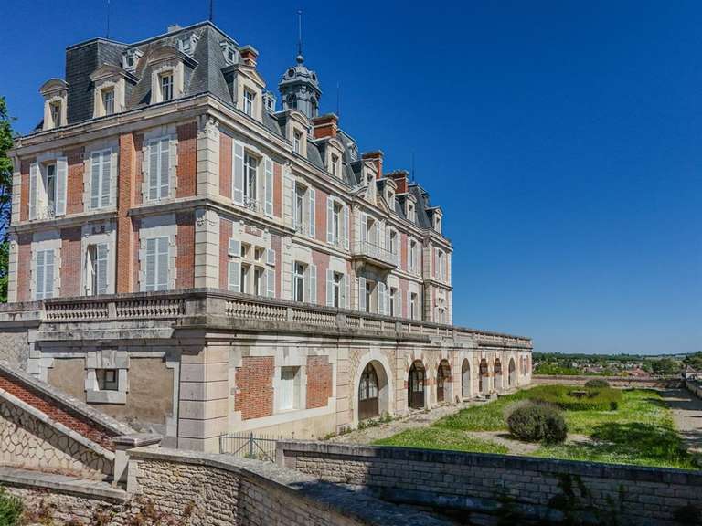 Château Rully - 20 chambres - 1700m²