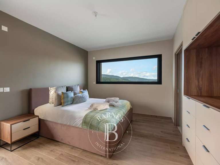 Appartement Rumilly - 4 chambres - 189m²