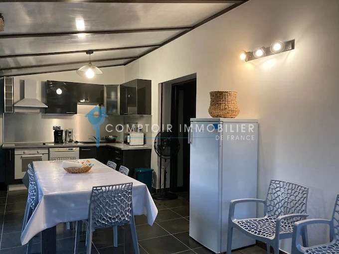 Maison Ruoms - 8 chambres - 600m²