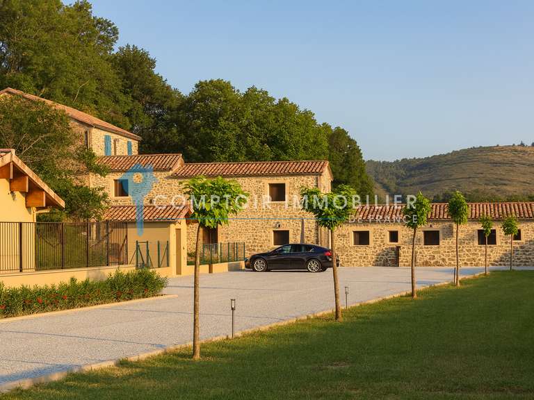 Maison Ruoms - 8 chambres - 600m²