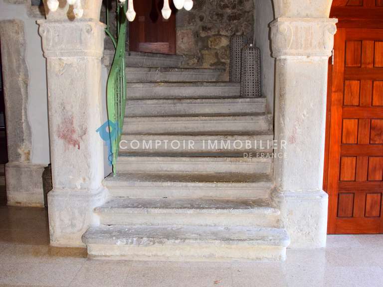 Maison Ruoms - 37 chambres - 1823m²