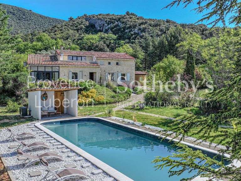 Maison Rustrel - 5 chambres - 230m²