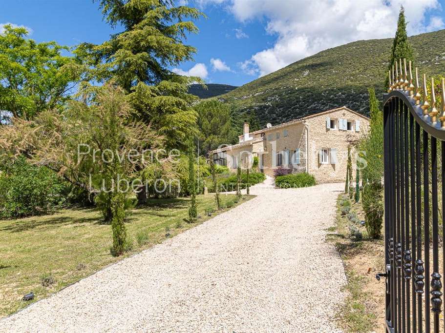 Maison Rustrel