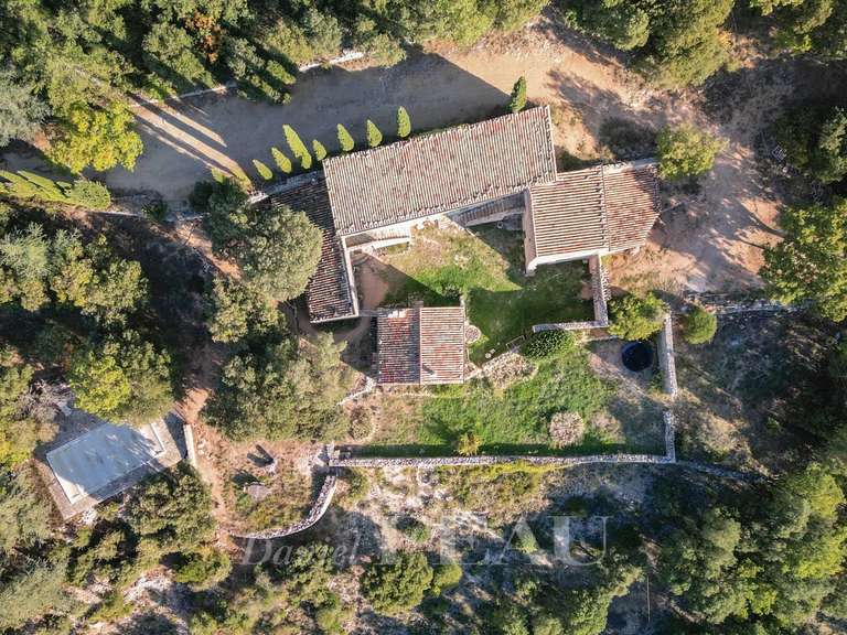 House Rustrel - 7 bedrooms - 250m²