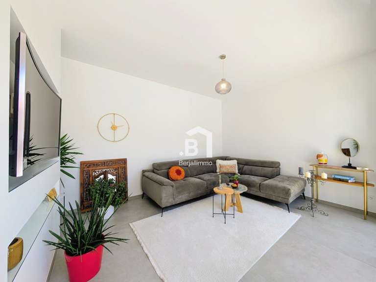 Maison Ruy-Montceau - 4 chambres - 160m²