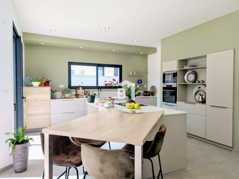 Maison Ruy-Montceau - 4 chambres - 160m²