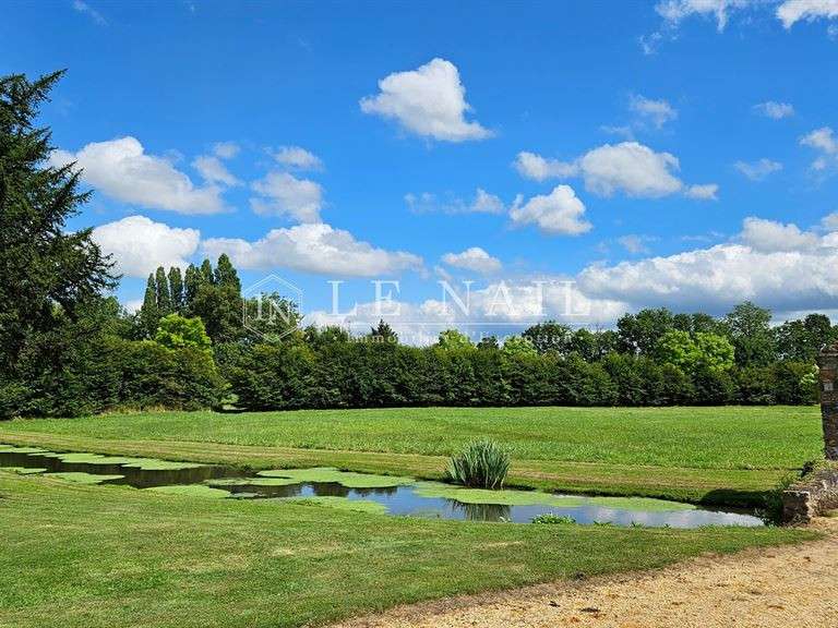 Château Sablé-sur-Sarthe - 9 chambres - 800m²