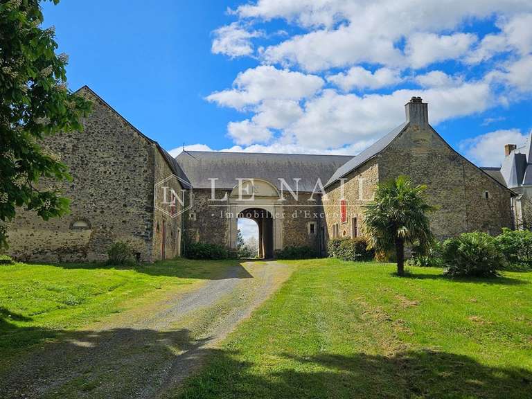 Château Sablé-sur-Sarthe - 1100m²