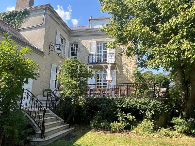 Maison Sablé-sur-Sarthe - 11 chambres - 385m²