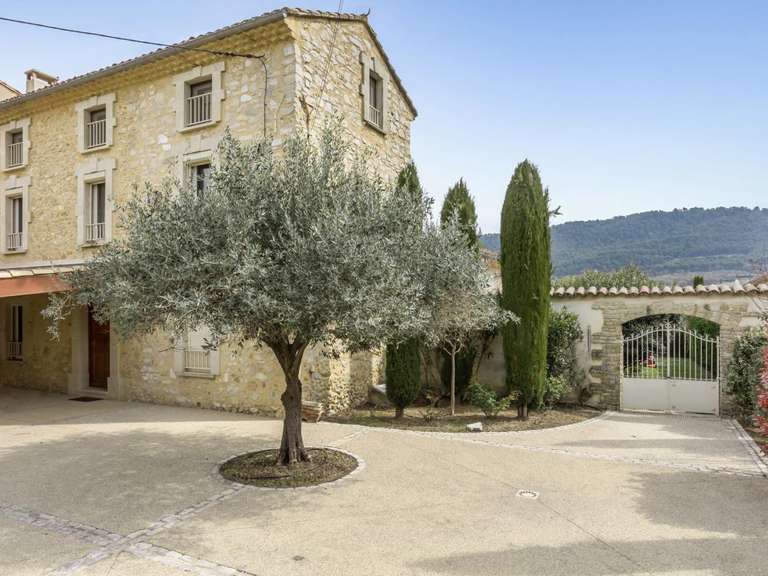 Maison Sablet - 6 chambres - 335m²