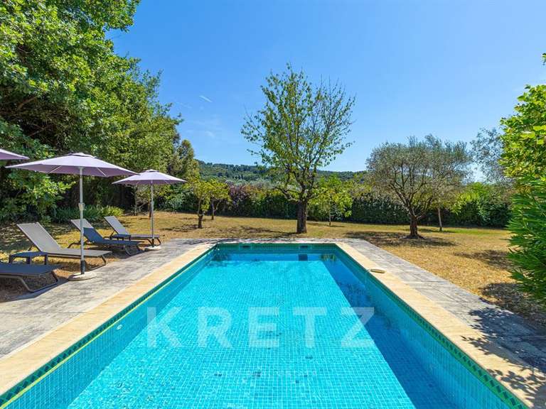 Maison Sablet - 5 chambres - 230m²
